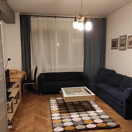 Coronation Apartment Bratislava Luaran gambar