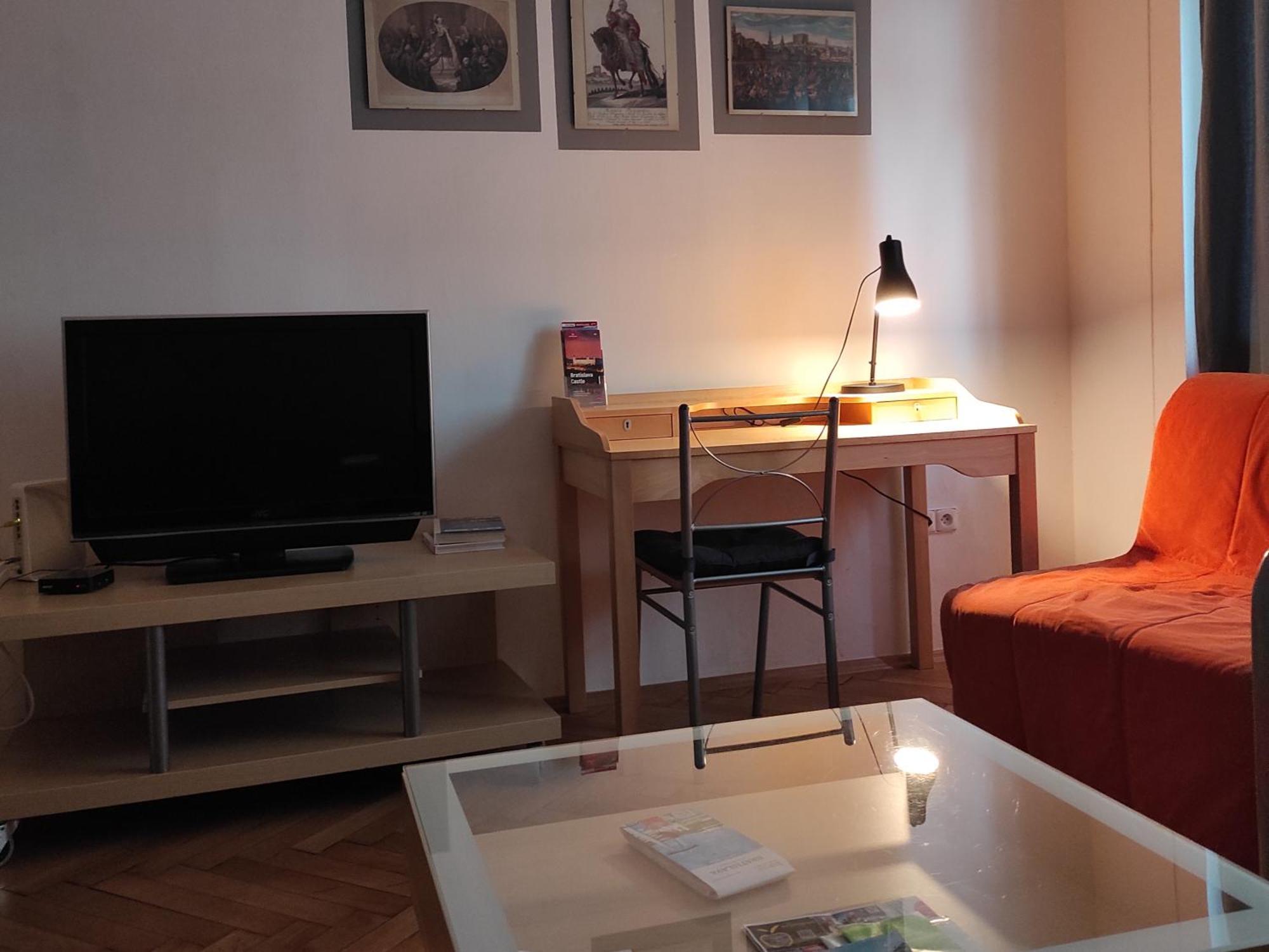 Coronation Apartment Bratislava Luaran gambar